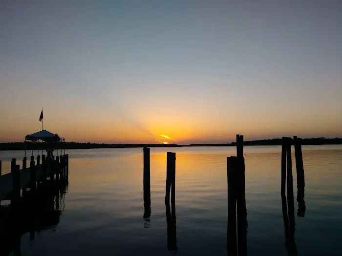 Renegades On The River Picture 6