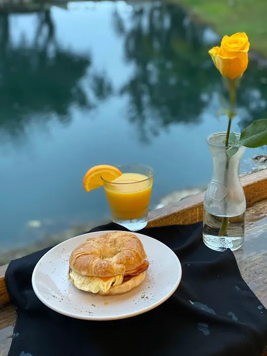 Renegades On The River Picture 4