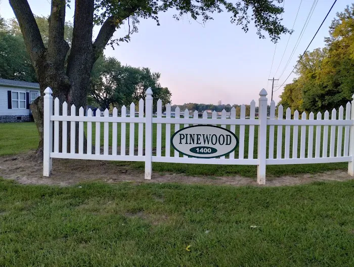 Pinewood Trailer Park Picture 1