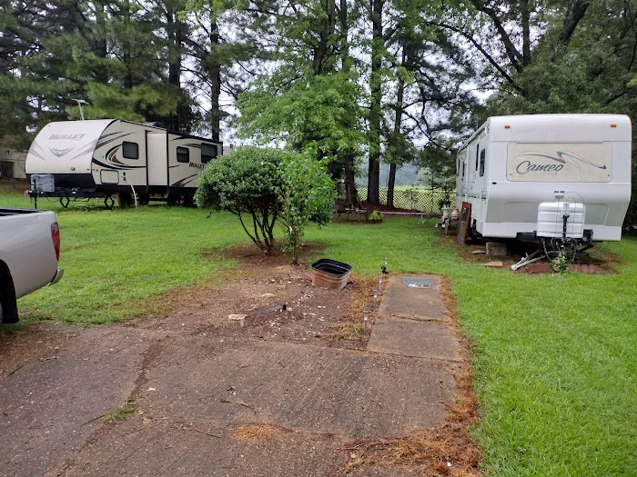 Heritage Hills Mobile Home Pk Picture 1