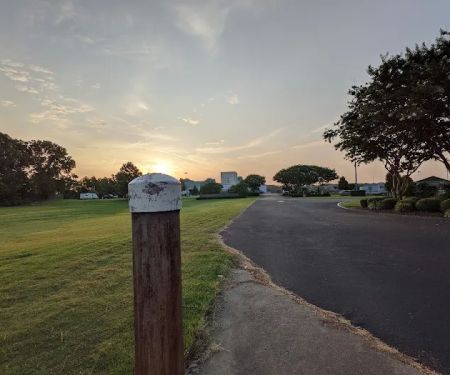 Hollywood Casino RV Park