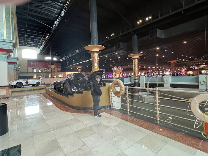 Hollywood Casino RV Park Picture 4