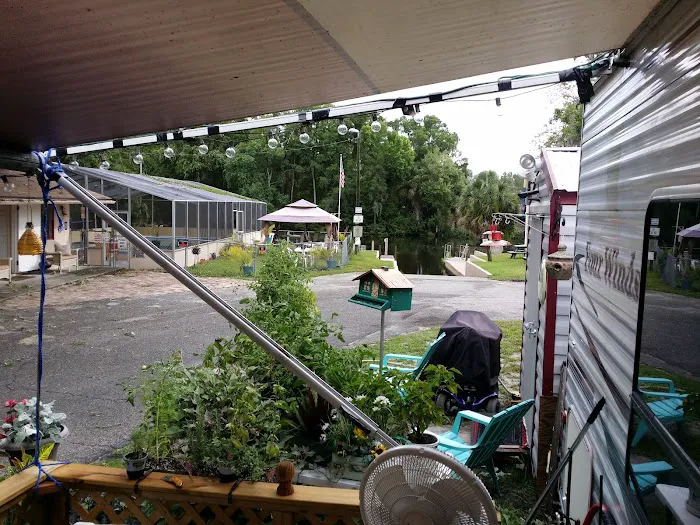 Big Oaks River Resort Picture 8