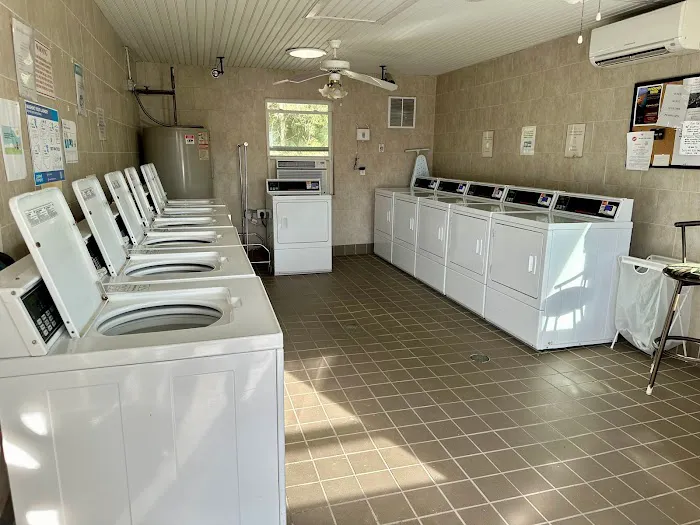 Gulf Coast RV Resort Picture 6