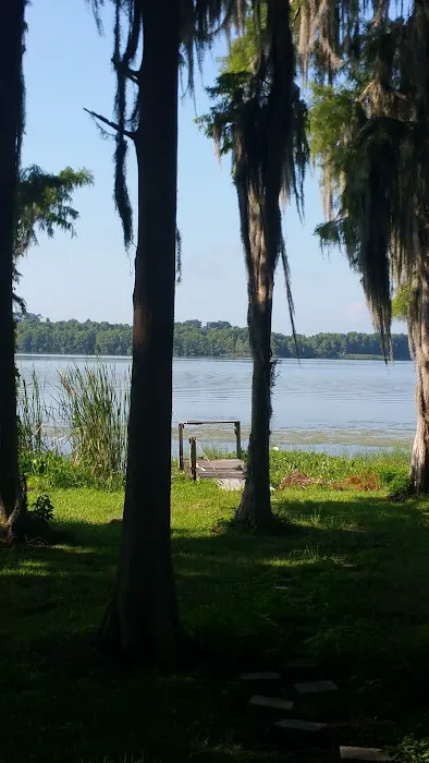 Cannon Oaks Mobile & RV Park Picture 6