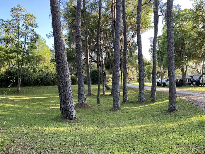 Cannon Oaks Mobile & RV Park Picture 9