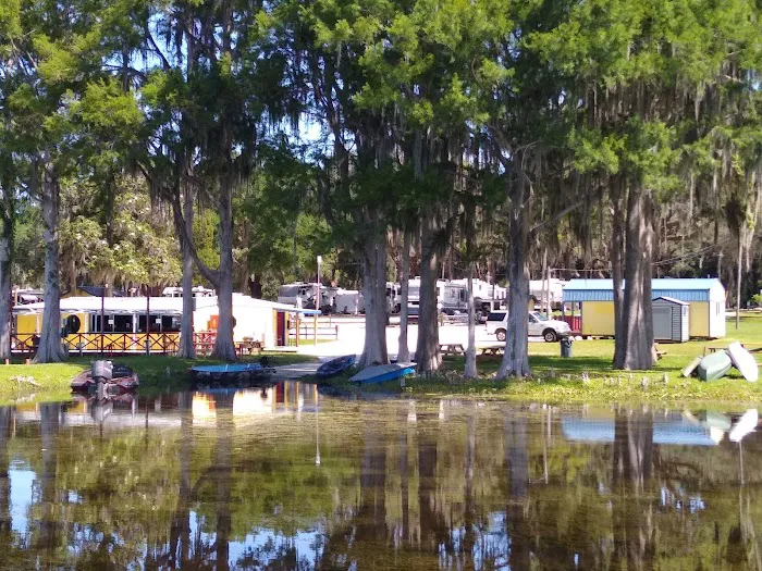 Emerald Cove RV Resort and The Buoy Bar Picture 6