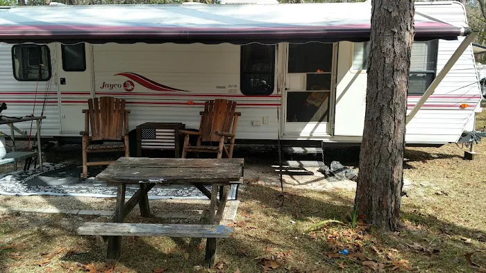 Village Pines RV Campground & Mobile Home Community Picture 4