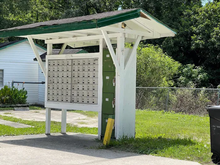 Americana Mobile Home Park Picture 3