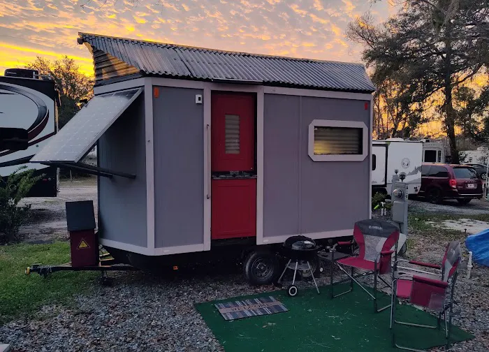 Thompson Mill RV Park Picture 1