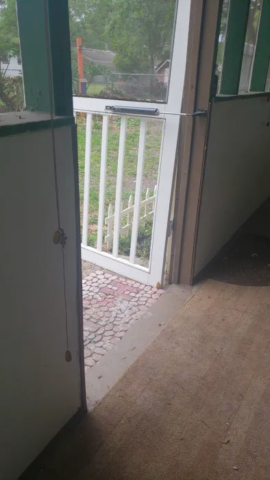 Brothers Mobile Home Rental Picture 1