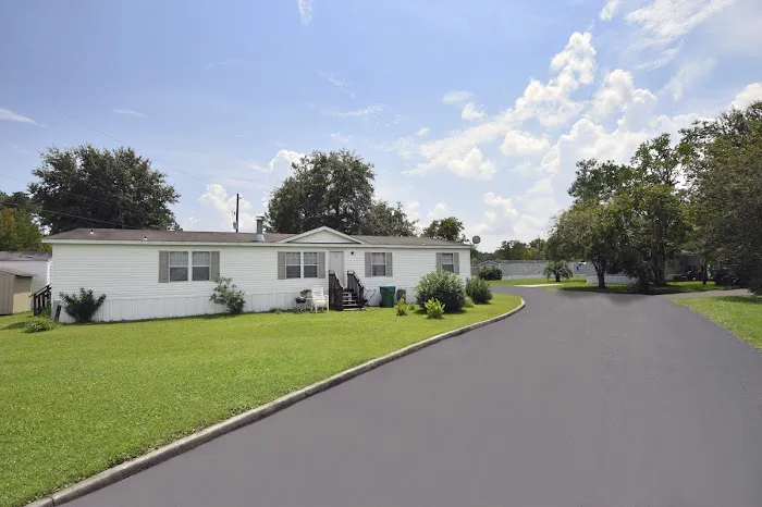 Ortega Village Manufactured Home Community Picture 8