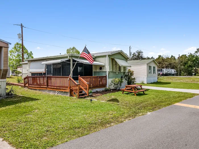 Bass Capital Mobile Home & RV Park Picture 2