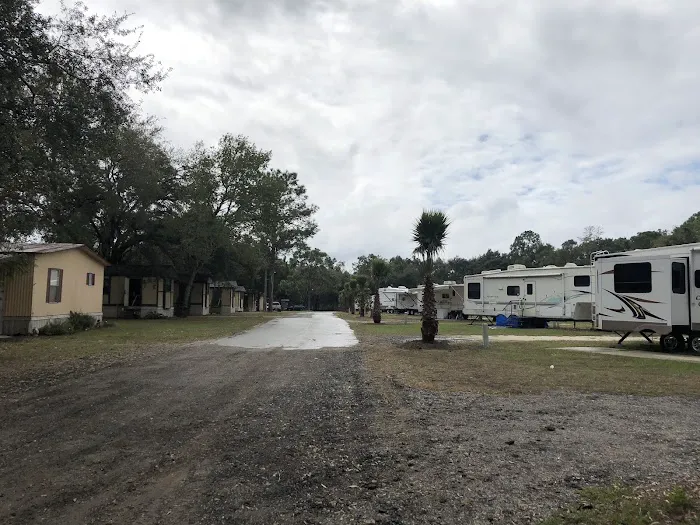 Robin's Nest RV Park Picture 1