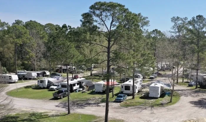 Ben's Hitching Post Campground Picture 8