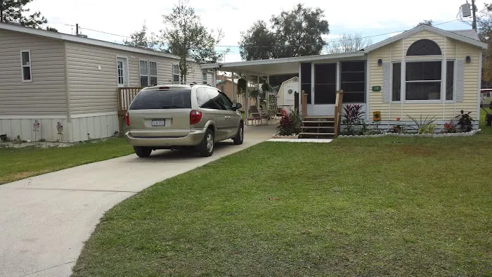 Withlacoochee Backwaters RV & MH Park Picture 2