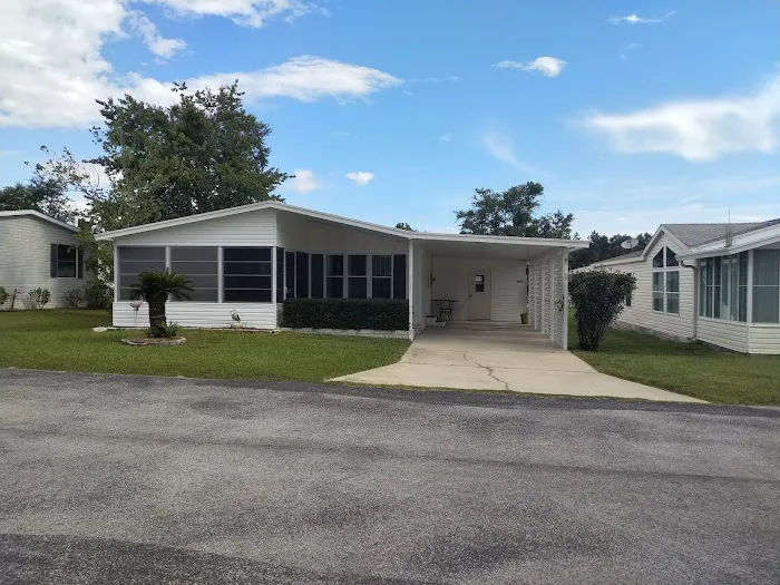 Oak Bend Village Picture 1