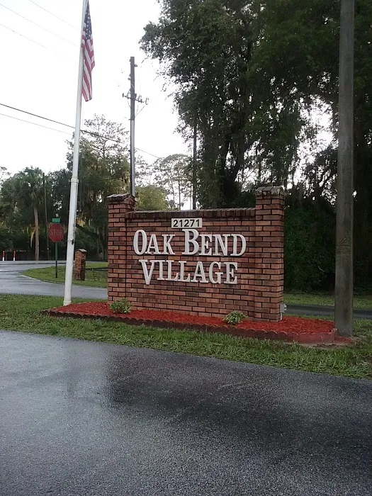 Oak Bend Village Picture 9