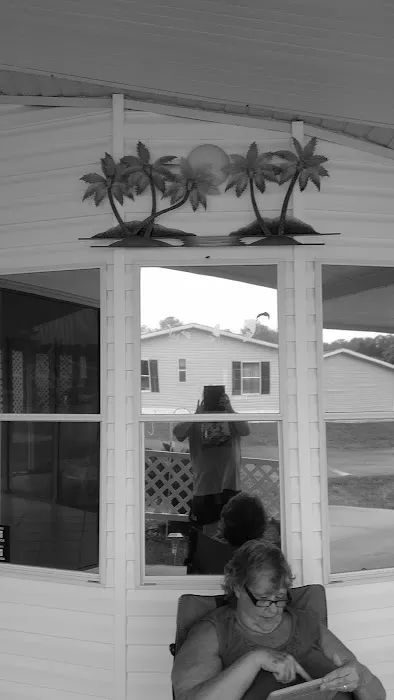 Oak Bend Village Picture 8