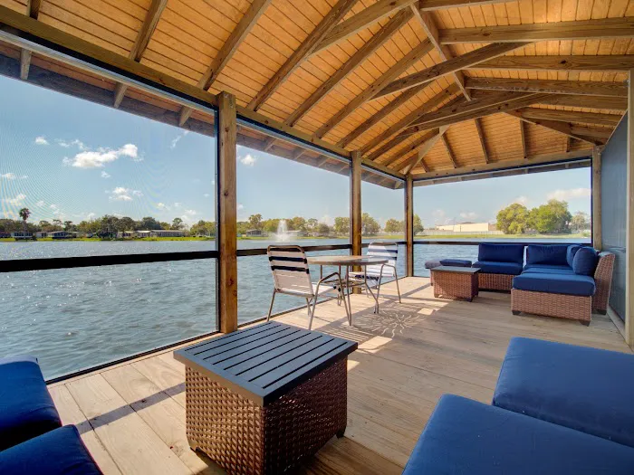 Crystal River Village Picture 5