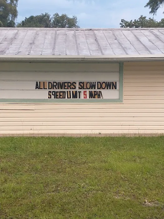 Crystal River Mobile Home and RV Park Picture 2