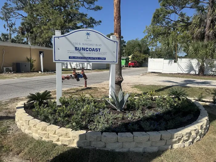 Suncoast MH & RV Resort Picture 2