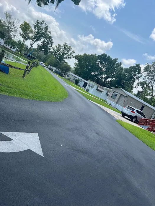 Imperial Gardens Mobile Home Picture 1