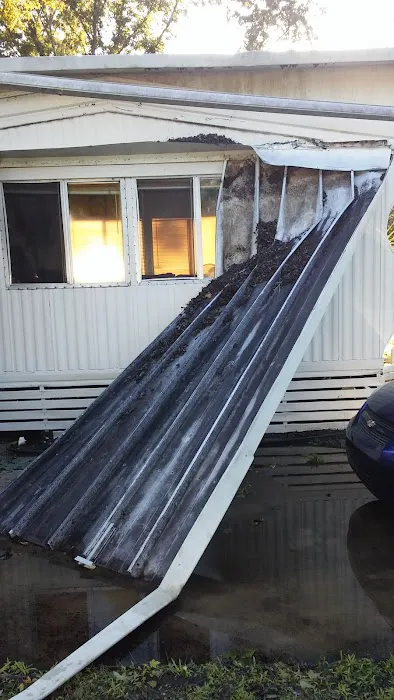 Imperial Gardens Mobile Home Picture 10