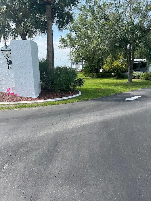 Imperial Gardens Mobile Home Picture 5