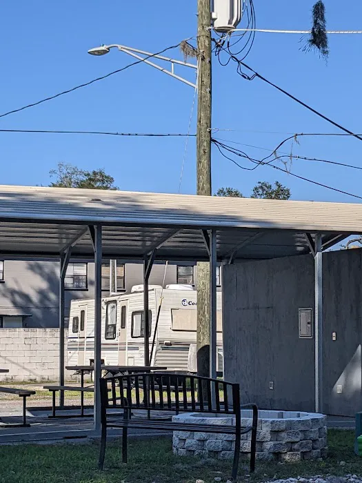 River City RV Park Picture 3