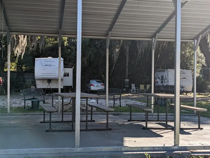 River City RV Park Picture 5