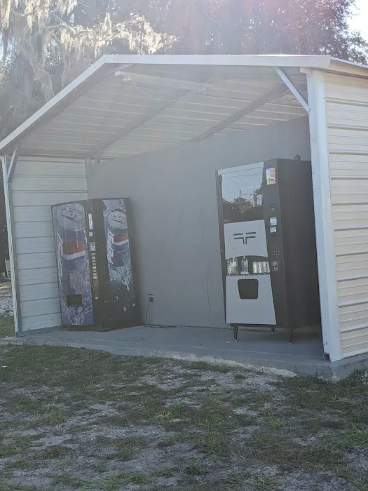 River City RV Park Picture 4