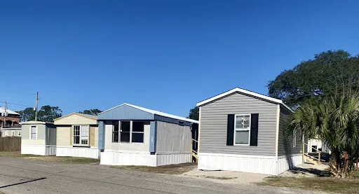 The Oaks at Panama Park Manufactured Housing community Picture 1