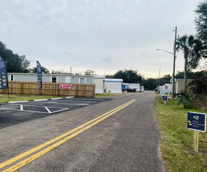 The Oaks at Panama Park Manufactured Housing community Picture 4