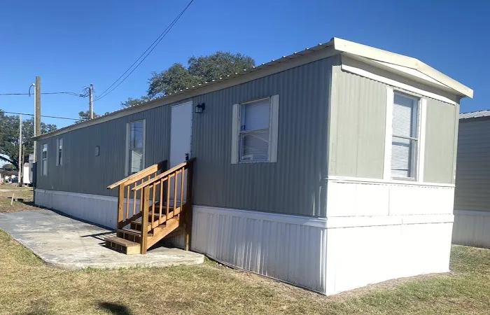 The Oaks at Panama Park Manufactured Housing community Picture 7