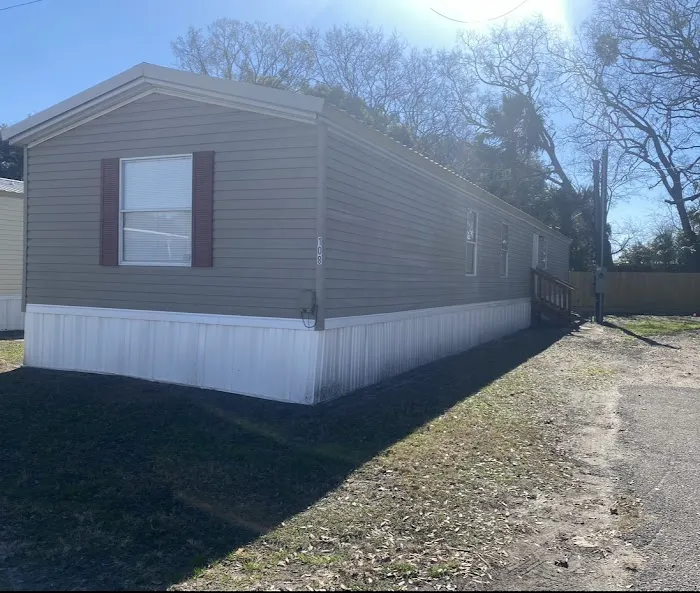 The Oaks at Panama Park Manufactured Housing community Picture 8