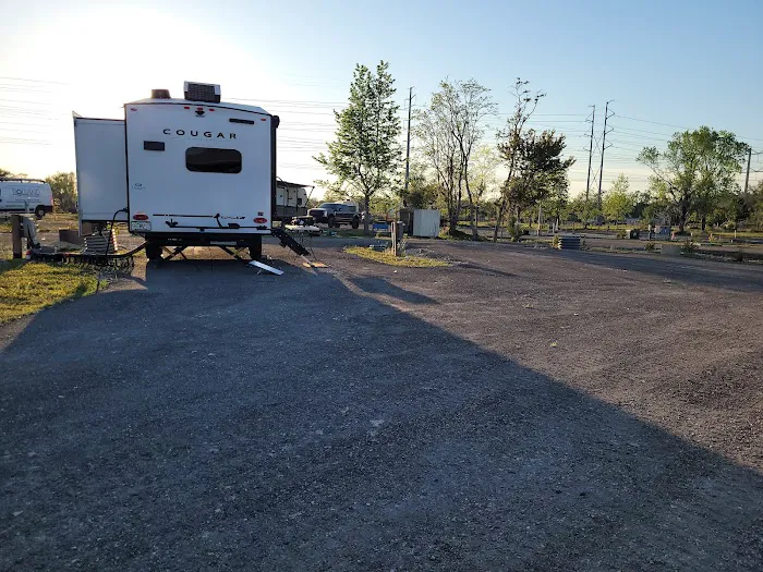 Crosslake RV Picture 1
