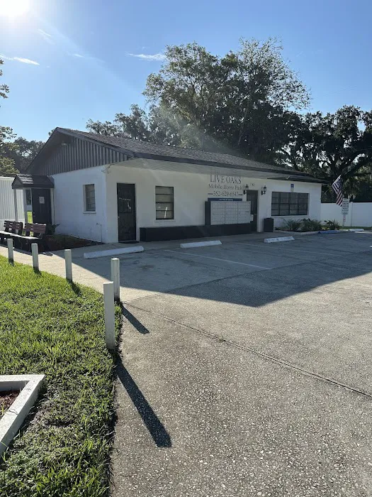 Live Oaks Mobile-Home Park Picture 3