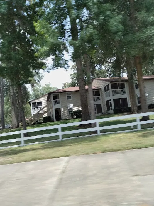 Jack Mobile Home Park Picture 6