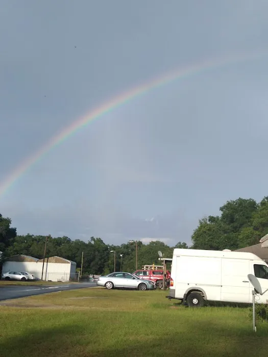 Marie's Mobile Home Park Picture 3