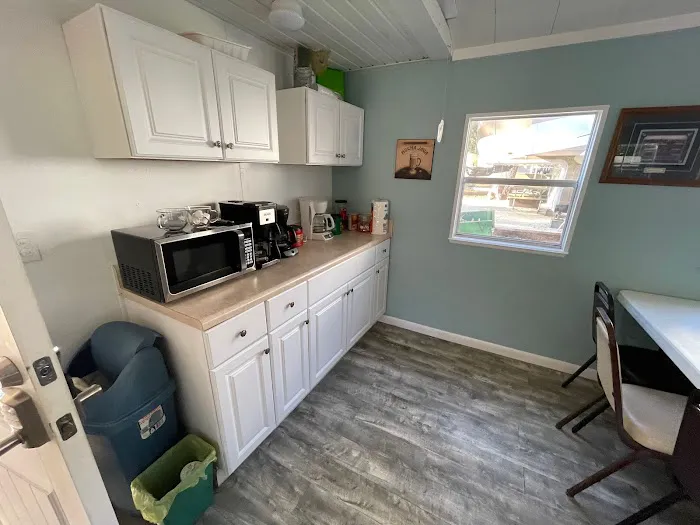 Cedar Breeze RV Park Picture 3