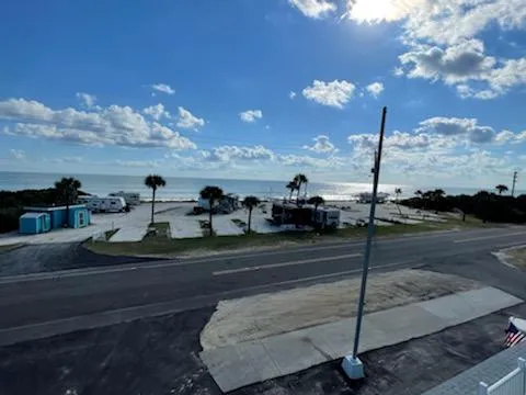 Treasure by the Sea Picture 2