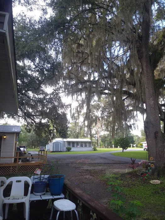 Golden Pond Village Picture 9