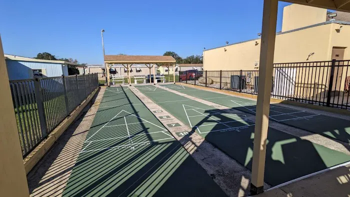 Paddock Park South Picture 2