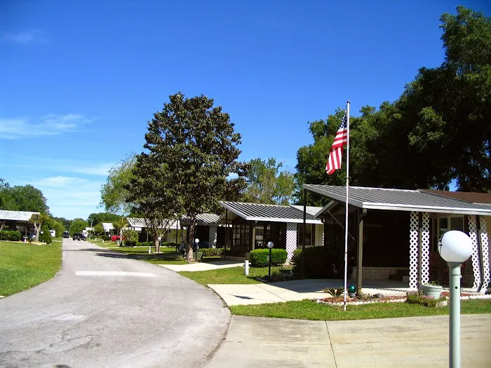 Paddock Park South Picture 1