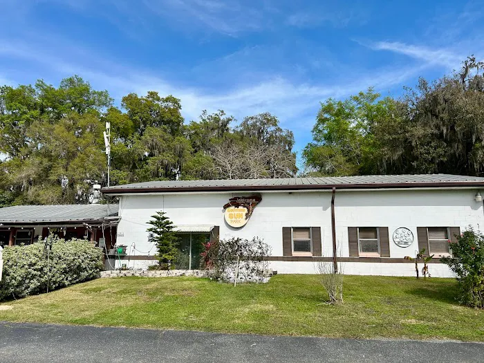 Southern Sun RV & Mobile Home Park Picture 5