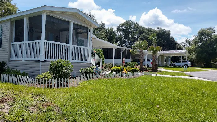 Raintree Village Picture 3