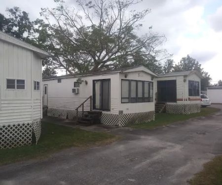 SHA-DE-LAND MOBILE HOME PARK