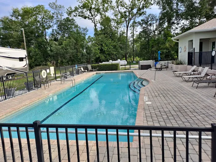 Southern Oaks RV Resort Picture 2