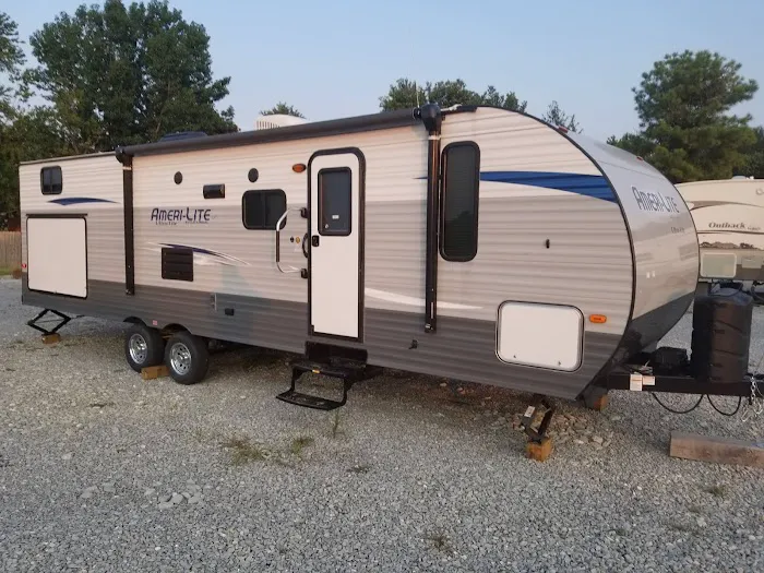 R&M RV Park Picture 1